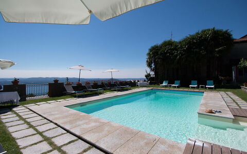 Mariuccia 3: Blauw, Zwembad, Buitenmeubels, Toevlucht, Eco Hotel, Ligstoel, Vrije Tijd, Paraplu, Schaduw, Hotel