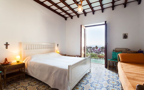 Casa Annalu: Muur, Verdieping, Flooring, Meubilair, Interieur Ontwerp, Slaapkamer, Plafond, Bed, Bed Frame, Kamer