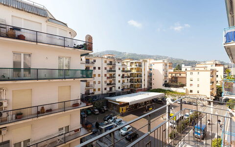 Casa Gina: Gebouw, Appartement, Stad, Stedelijk Gebied, Woongebied,  Dorf\, Buurt, Balkon, Condominium, Stedelijk Ontwerp