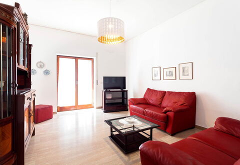 Casa Gina: Meubilair, Interieur Ontwerp, Flooring, Verdieping, Muur, Bankstel, Hout, Kamer, Woonkamer, Plafond