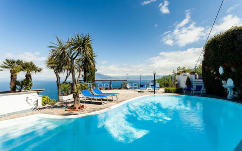 Villa Angel: Blauw, Toevlucht, Kust En Oceanic Landvormen, Zee, Kust, Zwembad, Oceaan, Eco Hotel, Hotel, Tropen