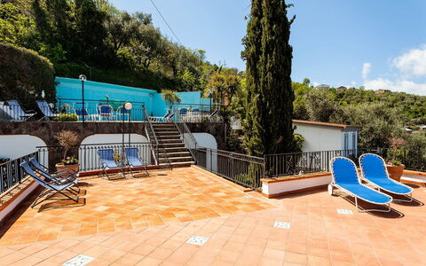 Villa Angel: Zwembad, Toevlucht, Eco Hotel, Buitenmeubels, Hotel, Hek, Balkon, Badplaats, Kamerplant, Villa