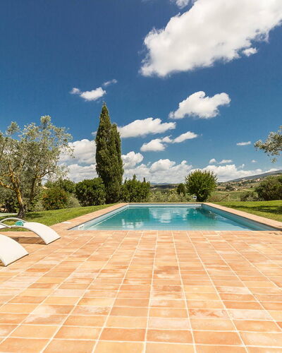 Villa Molinazzo 14: Zwembad, Buitenmeubels, Tuin, Landscaping, Flagstone, Schaduw, Tegel, Toevlucht, Eco Hotel, Waterpartij