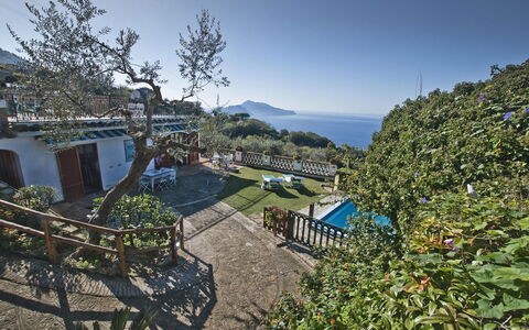 Casa 2 Ulivi: Heuvel Station, Toevlucht, Kust, Eco Hotel, Landgoed, Badplaats, Balkon, Hek, Villa, Baai