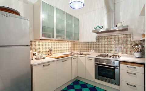 Casa Bellevue: Keuken, Toestel Van De Keuken, Major Appliance, Countertop, Interieur Ontwerp, Flooring, Verdieping, Cabinetry, Fornuis, Huishoudapparatuur