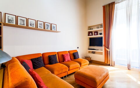 Casa Rossella: Meubilair, Interieur Ontwerp, Bankstel, Flooring, Hout, Woonkamer, Verdieping, Kamer, Verlichting, Huis
