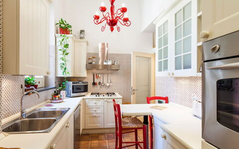 Casa Rossella: Keuken, Interieur Ontwerp, Countertop, Toestel Van De Keuken, Meubilair, Cabinetry, Flooring, Major Appliance, Lichte Inrichting, Huis