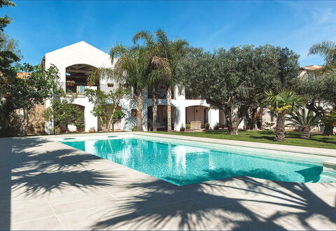 Casa Tika: Zwembad, Woongebied, Toevlucht, Landgoed, Samengesteld Materiaal, Hacienda, Schaduw, Villa, Eco Hotel, Herenhuis