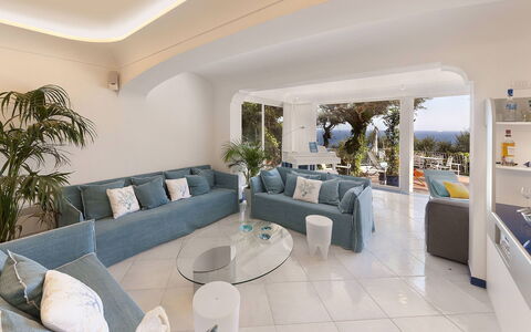 Villa Avion: Meubilair, Interieur Ontwerp, Bankstel, Flooring, Verdieping, Woonkamer, Tafel, Plafond, Appartement, Kamer