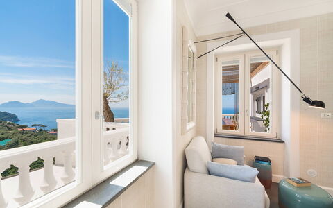 Casa Mariavittoria: Meubilair, Interieur Ontwerp, Flooring, Verdieping, Huis, Appartement, Plafond, Stoel, Kamer, Zee