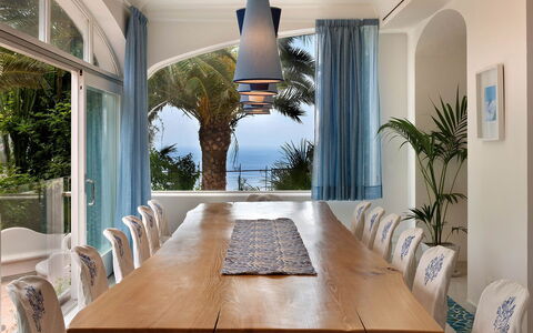 Villa delle Sirene: Meubilair, Interieur Ontwerp, Tafel, Hout, Stoel, Verlichting, Flooring, Keuken En Eettafel, Verdieping, Eetkamer