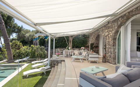 Villa Ieranto 6: Meubilair, Buitenmeubels, Stoel, Toevlucht, Schaduw, Zwembad, Outdoor Structuur, Luifel, Patio, Eco Hotel