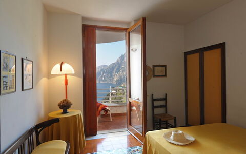 Villa Valeria: Zee, Kust, Kust En Oceanic Landvormen, Oceaan, Appartement, Baai, Stoel, Eco Hotel, Toevlucht