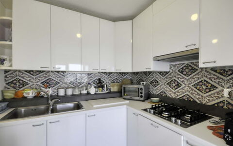 Casa Lubrense: Keuken, Toestel Van De Keuken, Major Appliance, Countertop, Fornuis, Interieur Ontwerp, Fornuis, Gasfornuis, Flooring, Cabinetry