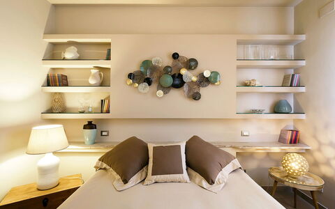 Mulberry House: Meubilair, Interieur Ontwerp, Muur, Slaapkamer, Bed, Hout, Plafond, Huis, Verlichting, Kamer