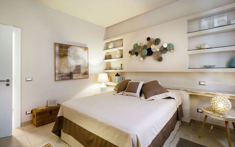 Mulberry House: Meubilair, Bed, Interieur Ontwerp, Slaapkamer, Muur, Hout, Flooring, Plafond, Verdieping, Kamer