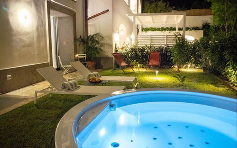 Suite Plumbago: Zwembad, Toevlucht, Ontwerp, Kamerplant, Hotel, Buitenmeubels, Eco Hotel, Landschap Verlichting, Binnenplaats