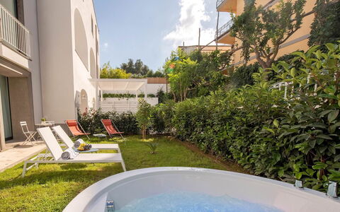 Suite Plumbago: Zwembad, Toevlucht, Buitenmeubels, Hacienda, Ligstoel, Balkon, Villa, Hotel, Eco Hotel, Binnenplaats