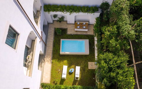 Jacaranda House: Appartement, Zwembad, Huis, Binnenplaats, Landgoed, Ontwerp, Landscaping, Hotel, Werf, Backyard