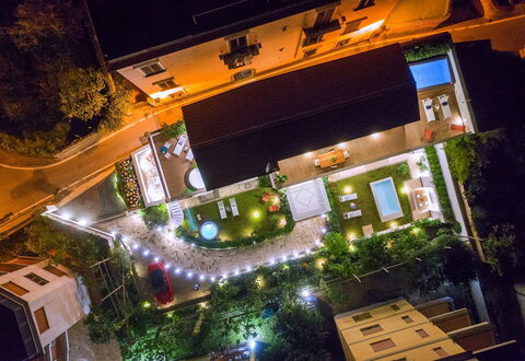 Suite Agave: Nacht, Tuin, Zwembad, Landschap Verlichting, Landscaping, Toevlucht, Backyard, Binnenplaats, Werf, Vogelperspectief