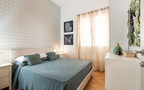 Stella Marina: Meubilair, Interieur Ontwerp, Flooring, Muur, Verdieping, Bed, Slaapkamer, Kamer, Plafond, Huis