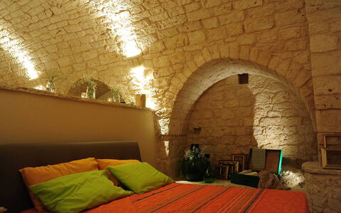 Masseria San Michele: Interieur Ontwerp, Meubilair, Muur, Slaapkamer, Bed, Plafond, Kamer, Verlichting, Flooring, Verdieping