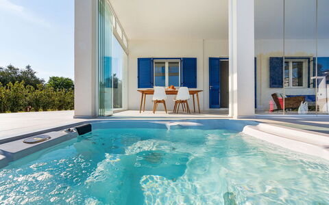 Villa Betty: Blauw, Samengesteld Materiaal, Zwembad, Vrije Tijd, Toevlucht, Buitenmeubels, Schaduw, Villa, Ontwerp, Eco Hotel