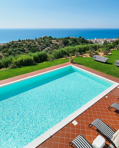 Blue Star Villa: Blauw, Zee, Kust En Oceanic Landvormen, Toevlucht, Zwembad, Oceaan, Kust, Eco Hotel, Badplaats, Tropen