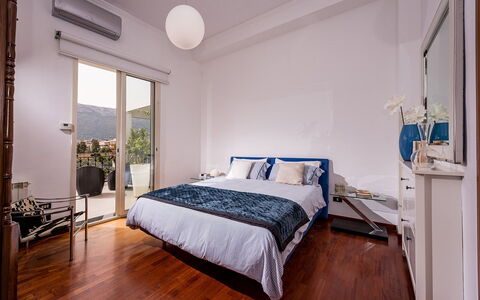 Casa Maurus: Meubilair, Interieur Ontwerp, Bed, Slaapkamer, Laken, Flooring, Bedding, Verdieping, Kamer, Plafond