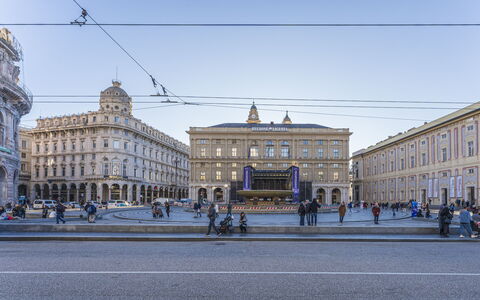 Da Federico, Apartment Genova Brignole: Gebouw, Dag, Venster, Stad, Stedelijk Gebied, Facade,  Dorf\, Openbare Ruimte, Architectuur, Landmark