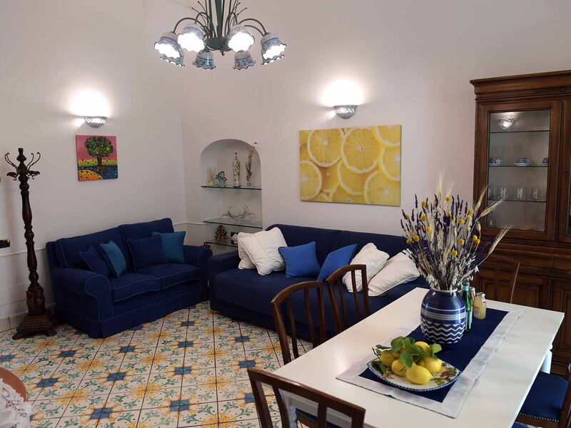 Casa Minori