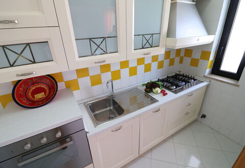 Gio: Keuken, Fornuis, Major Appliance, Toestel Van De Keuken, Countertop, Fornuis, Hout, Flooring, Gasfornuis, Interieur Ontwerp