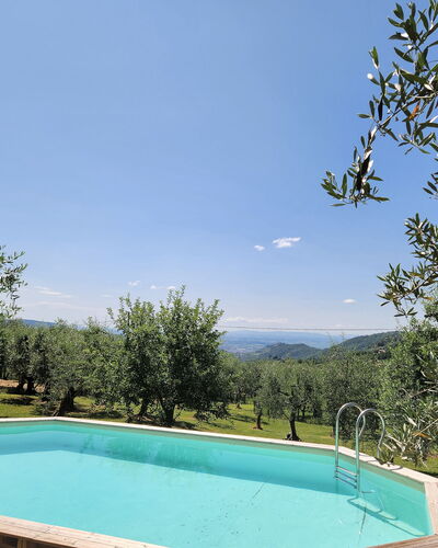 Il Casale di San Jacopo con Piscina Privata: Blauw, Zwembad, Schaduw, Backyard, Landscaping, Tuin, Eco Hotel, Landgoed, Toevlucht, Werf