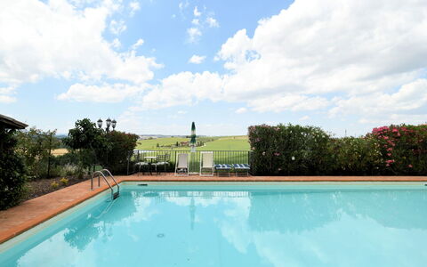 Terre di Giano Private Pool and View, Umbria: Zwembad, Vrije Tijd, Toevlucht, Eco Hotel, Schaduw, Landscaping, Buitenmeubels, Hacienda, Villa, Vakantie