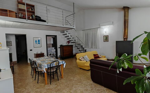 Villa del Monte: Interieur Ontwerp, Meubilair, Flooring, Verdieping, Kamer, Plafond, Appartement, Huis, Woonkamer, Stoel