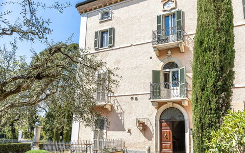 Serafini Holiday Home: Boog, Balkon, Landgoed, Herenhuis, Villa, Hacienda, Baluster