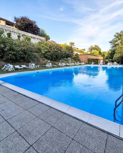 Lake & Pool: Zwembad, Vrije Tijd, Toevlucht, Badplaats, Buitenmeubels, Hotel, Thermae, Eco Hotel, Recreatiecentrum