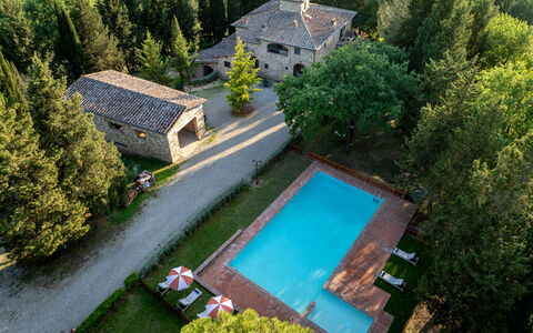 Maison Badia a Passignano: Landgoed, Zwembad, Hacienda, Villa, Herenhuis, Boerderij, Werf, Landscaping, Lariks