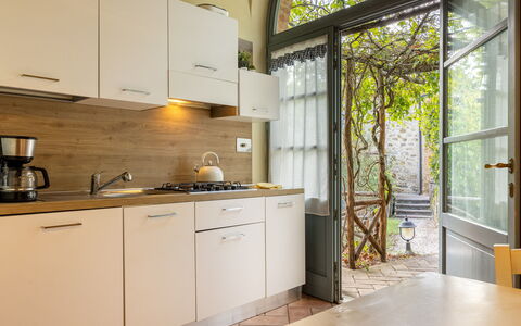 Casa Stella Serena, Casole D'Elsa, Pool: Toestel Van De Keuken, Keuken, Countertop, Major Appliance, Interieur Ontwerp, Flooring, Meubilair, Cabinetry, Verdieping, Huishoudapparatuur