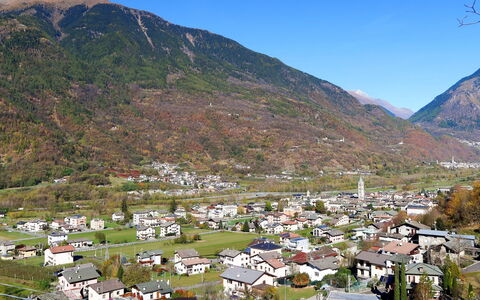 Valtellina 646: Water, Boom, Zwembad, Toevlucht, Tuin, Eco Hotel, Schaduw, Landscaping, Tropen