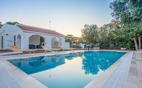 Villa Margherita: Zwembad, Hacienda