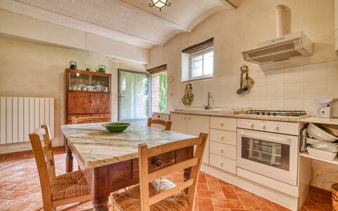Villa the Horses: Flooring, Meubilair, Interieur Ontwerp, Hout, Countertop, Keuken, Cabinetry, Verdieping, Plafond, Verlichting