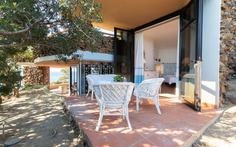 Villa Boi: Stoel, Schaduw, Balkon, Toevlucht, Keuken En Eettafel, Eco Hotel
