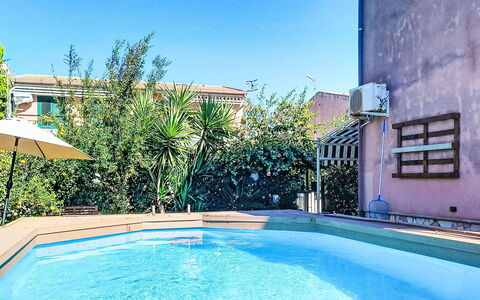 Last Sun Roccella: Blauw, Zwembad, Toevlucht, Samengesteld Materiaal, Eco Hotel, Appartement, Buitenmeubels, Schaduw, Hacienda, Hotel