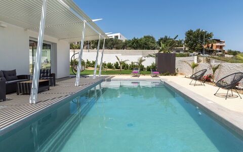 A Casa di Chica: Zwembad, Buitenmeubels, Toevlucht, Samengesteld Materiaal, Schaduw, Eco Hotel, Landscaping, Landgoed, Ligstoel, Stoel