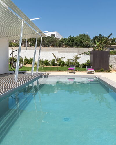 A Casa di Chica: Zwembad, Buitenmeubels, Toevlucht, Samengesteld Materiaal, Schaduw, Eco Hotel, Landscaping, Landgoed, Ligstoel, Stoel