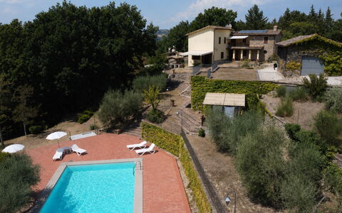 House in the Woods, Pool and Relax in Umbria: Landgoed, Hacienda, Boerderij, Villa, Landscaping, Eco Hotel, Zwembad, Toevlucht, Hotel