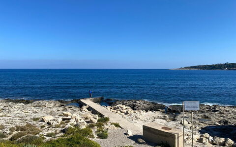 Rari House: Blauw, Water, Watervoorraden, Zwemwater, Kust,  Felsen\, Kust En Oceanic Landvormen, Horizon, Zee, Zomer