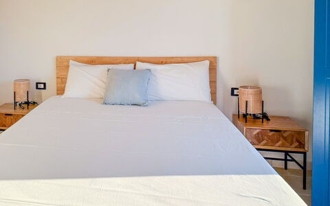 Tenuta Emma: Bed, Meubilair, Slaapkamer, Bedding, Hout, Laken, Linens, Interieur Ontwerp, Verdieping, Bed Frame