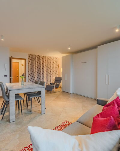 Ciasina Alpina: Flooring, Interieur Ontwerp, Verdieping, Hout, Plafond, Meubilair, Kamer, Appartement, Houten Vloer, Woonkamer